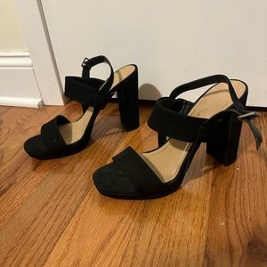 Gibson Latimer suede heels black 8M